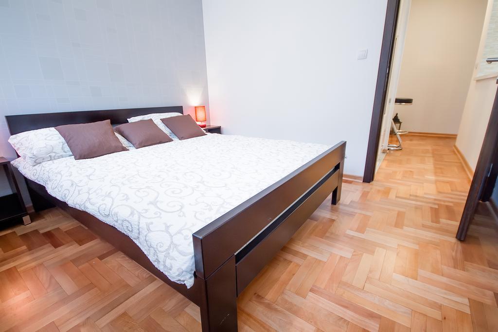 Apartments King Milan, City Center Belgrado Quarto foto